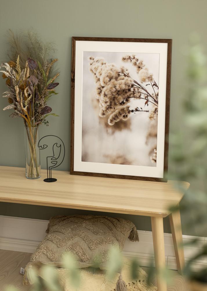 Ram med passepartou Frame Stilren Walnut 70x80 cm - Mounts White 60x65 cm