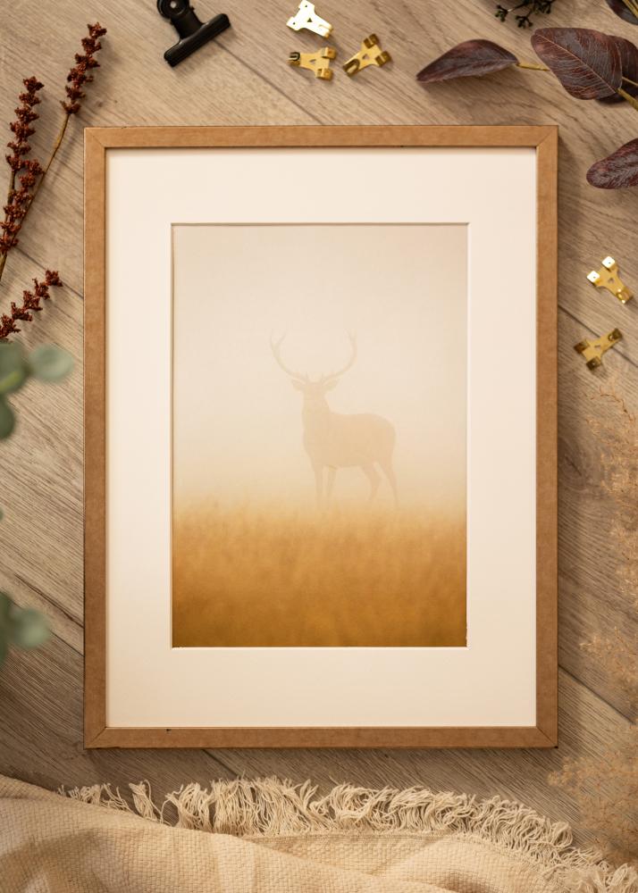 Ram med passepartou Frame Ares Brass 30x40 cm - Mat White 20x28 cm