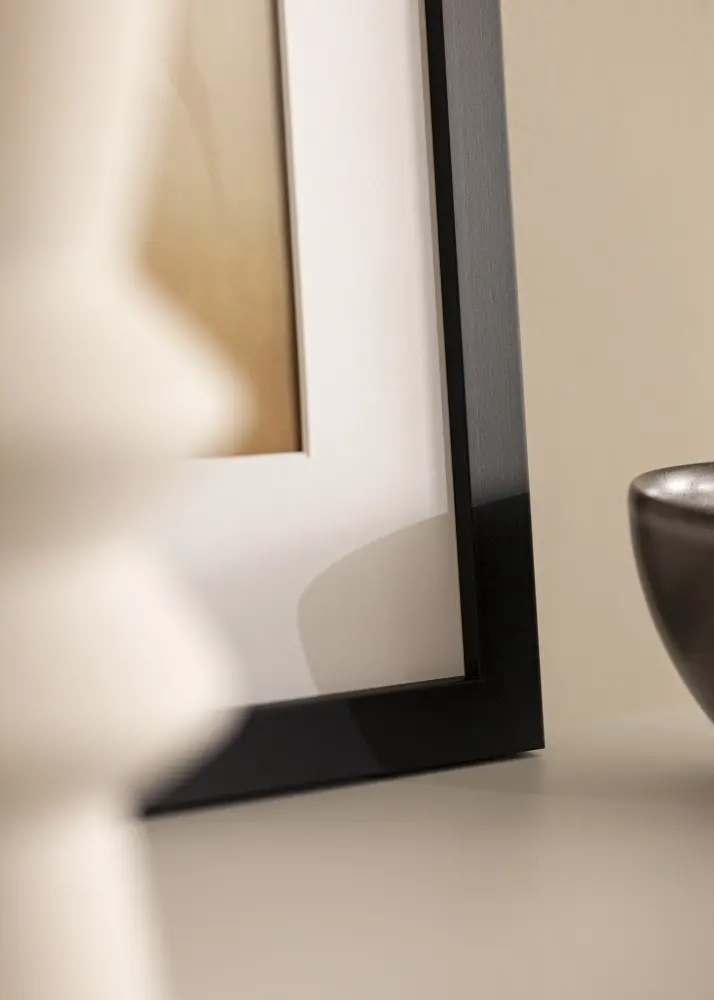 Ram med passepartou Frame Black Wood 35x90 cm - Mounts White 25x80 cm