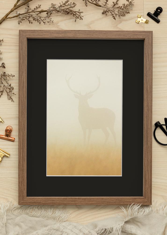 Ram med passepartou Frame Fiorito Dark Oak 50x60 cm - Picture Mount Black 16x20 inches