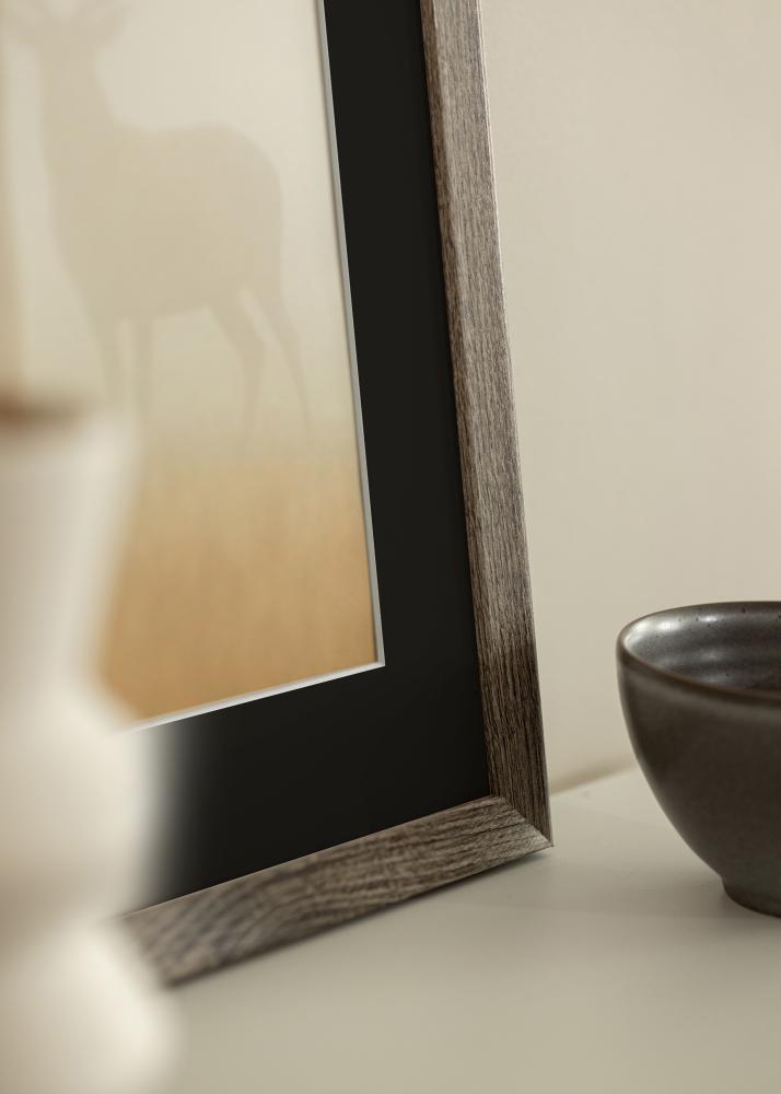 Ram med passepartou Frame Fiorito Walnut 50x60 cm - Picture Mount Black 14x18 inches