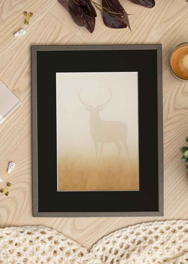 Ram med passepartou Frame Edsbyn Graphite 30x40 cm - Picture Mount Black 20x30 cm