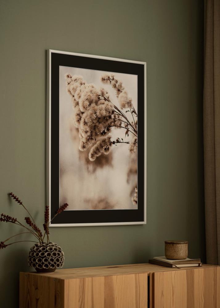 Ram med passepartou Frame Victoria White 50x70 cm - Picture Mount Black 16x24 inches