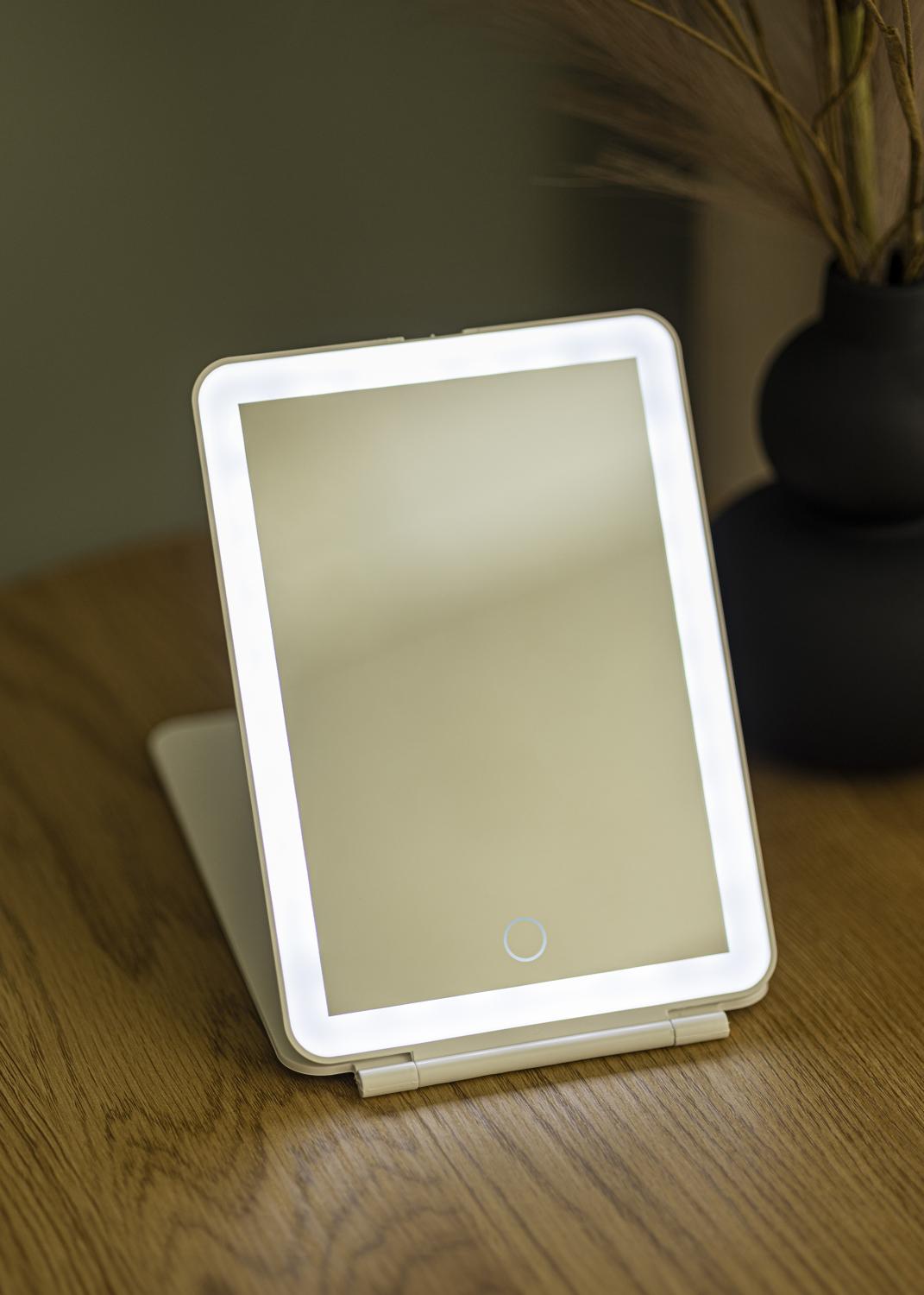 Product Image for KAILA Makeup Mirror Travel LED Rechargeable White 14x20 cm