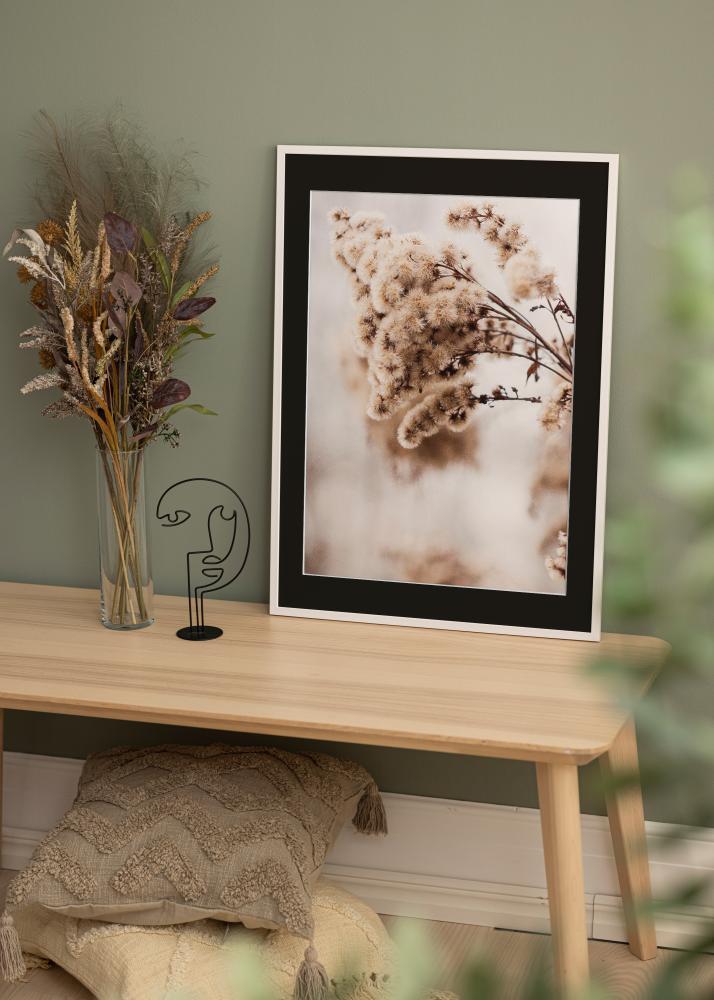 Ram med passepartou Frame Edsbyn White 45x60 cm - Picture Mount Black 12x18 inches (30.48x45.72 cm)