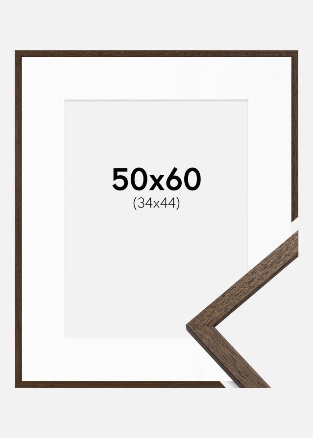 Ram med passepartou Frame Edsbyn Walnut 50x60 cm - Picture Mount White 35x45 cm