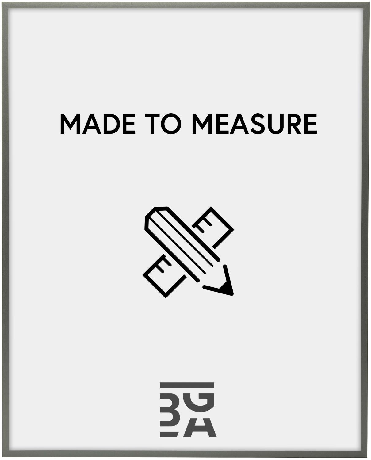 Product Image for Frame Nielsen Premium Alpha Matt Platinum - Custom Size (Frame sample)