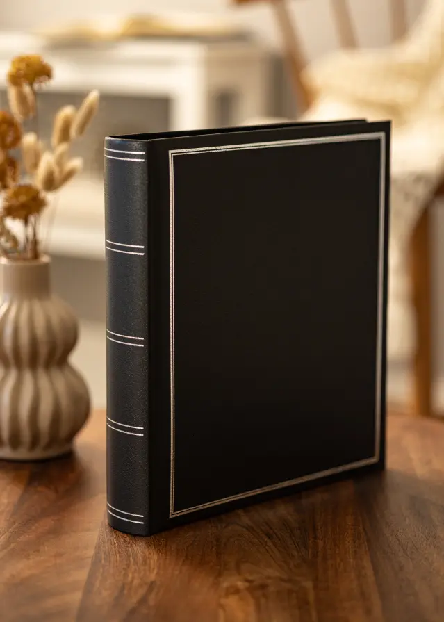 BGA Nordic Black Line Maxi Photo Album 30x33 cm (100 Black pages / 50 sheets)