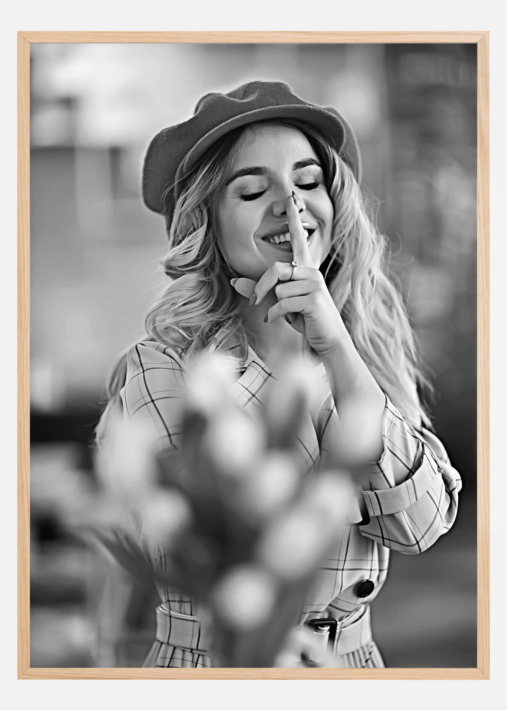 Silent Girl B&W Poster (50x70 cm)